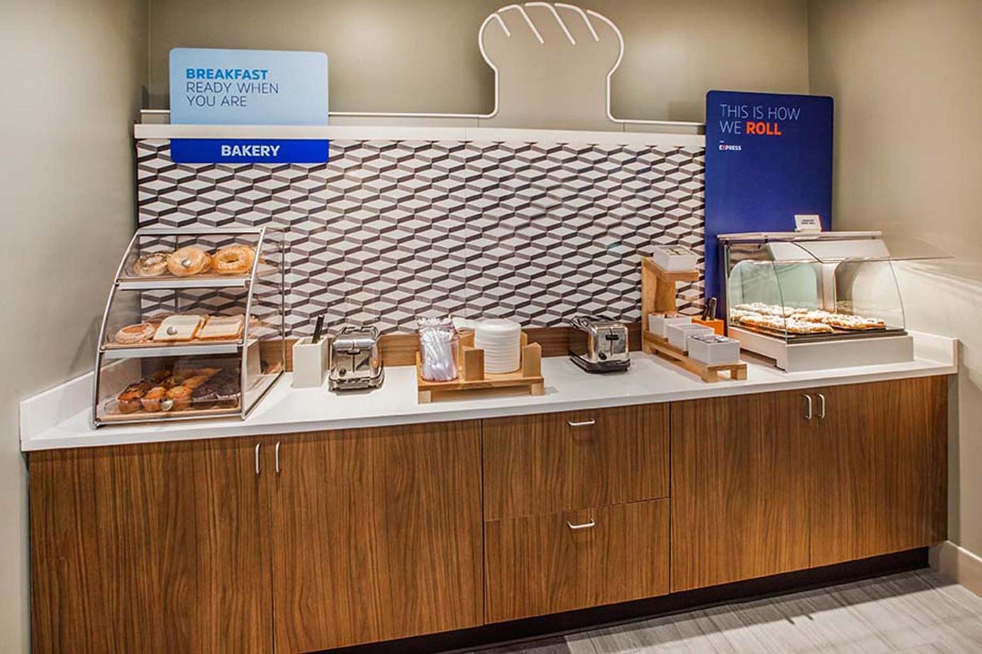 Holiday Inn Express & Suites Memphis East By Ihg Eksteriør bilde