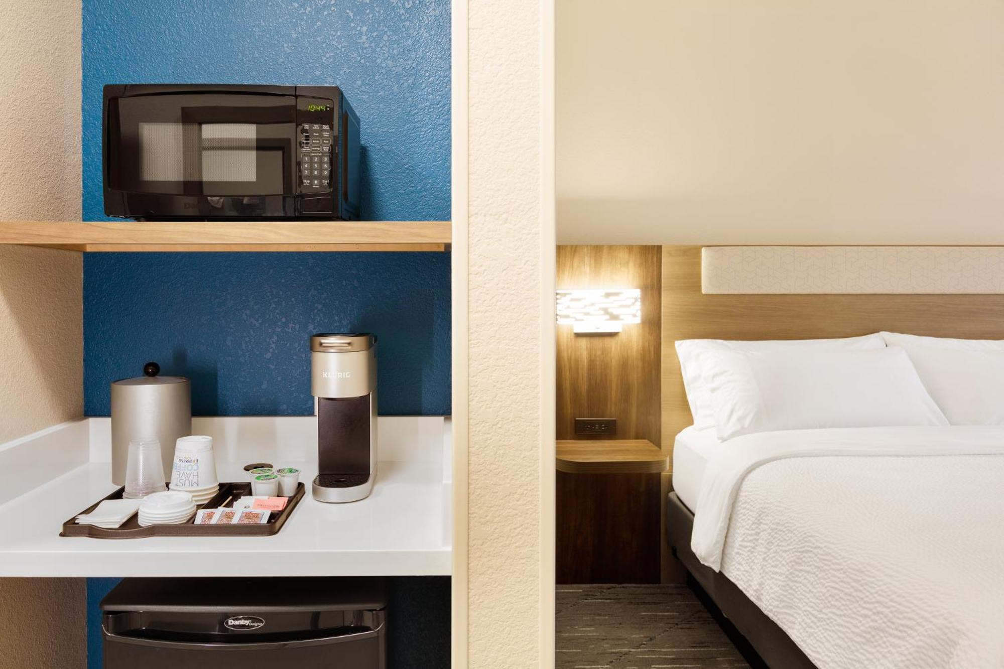 Holiday Inn Express & Suites Memphis East By Ihg Eksteriør bilde