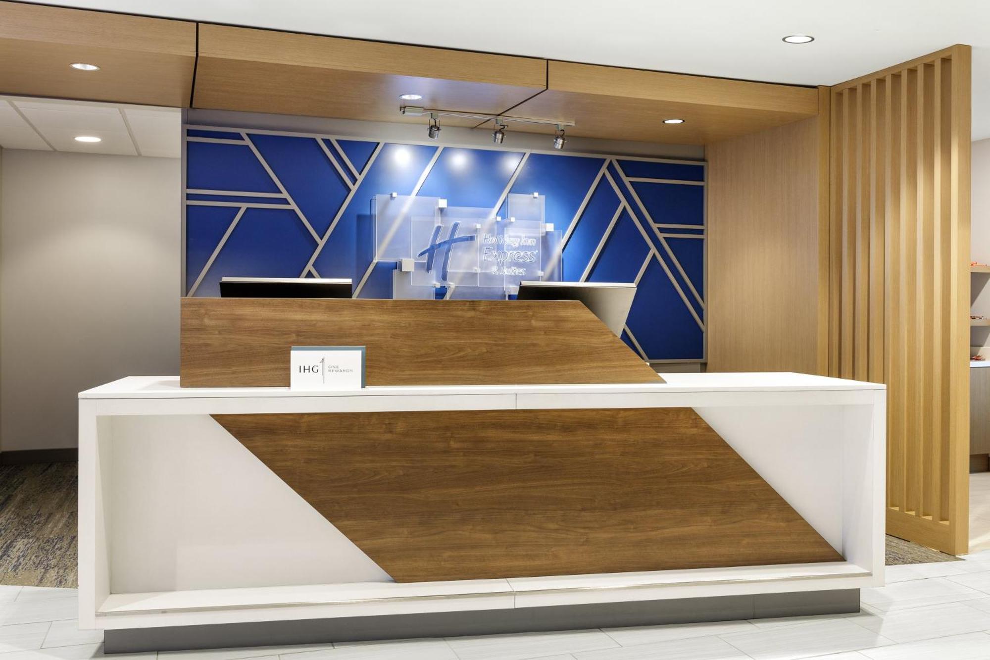 Holiday Inn Express & Suites Memphis East By Ihg Eksteriør bilde